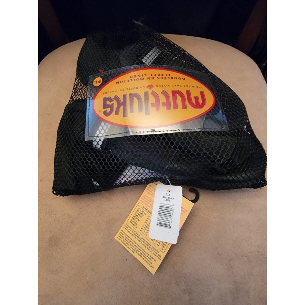 Muttluks Dog Boots -Large- Fleece Lined Winter w/Storage Bag - Picture 3 of 3